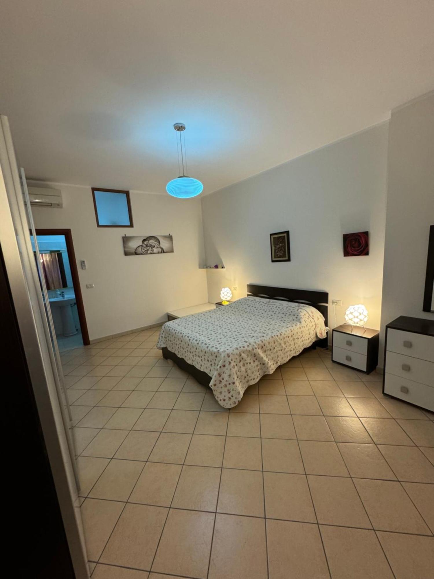 3 Bedrooms Apartment Shkodër Exteriör bild
