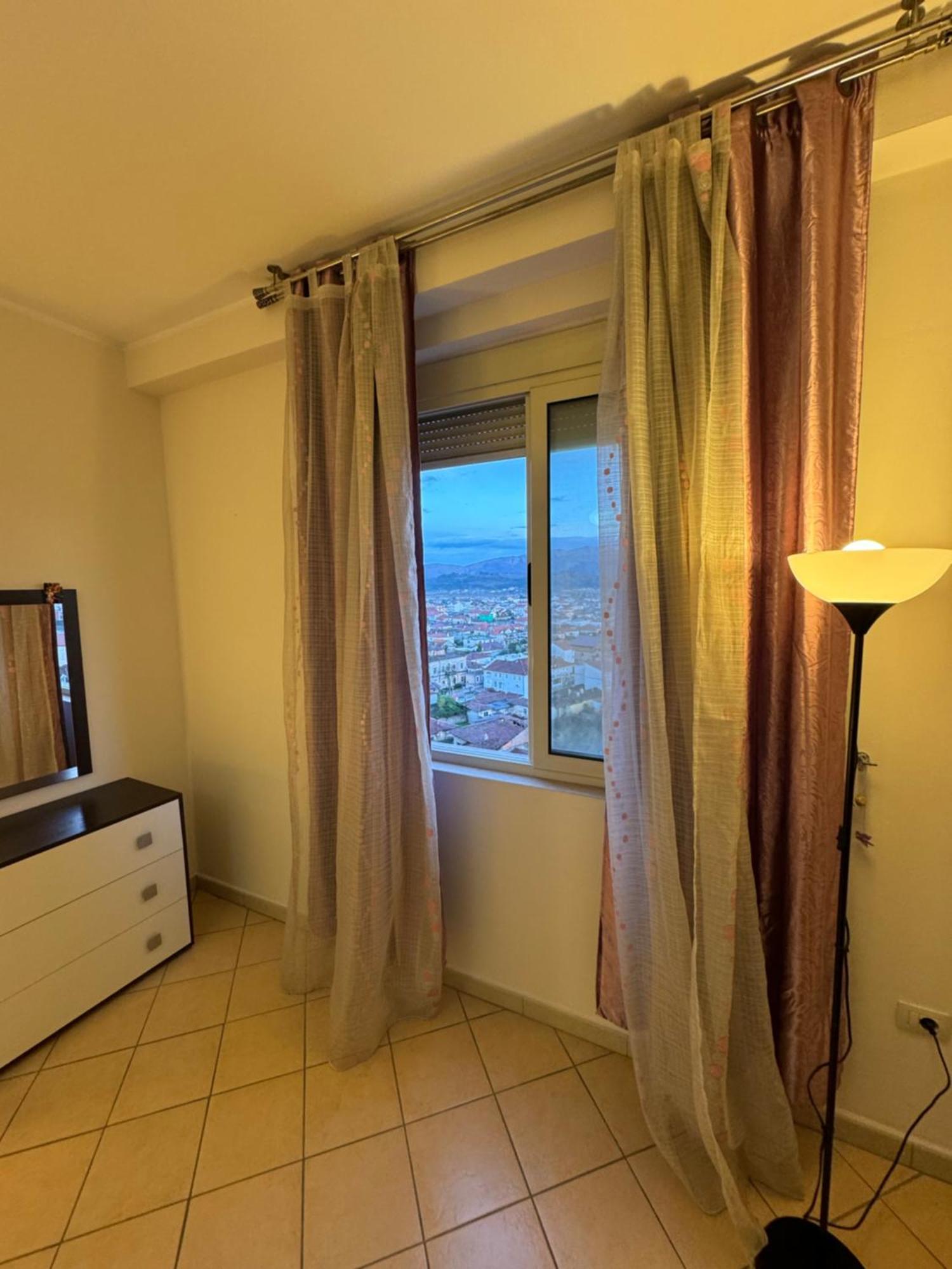 3 Bedrooms Apartment Shkodër Exteriör bild